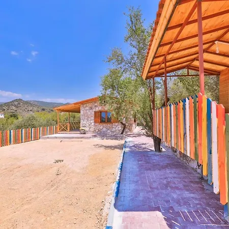 Holiday home Bayindir Tas Ev & Bungalow's