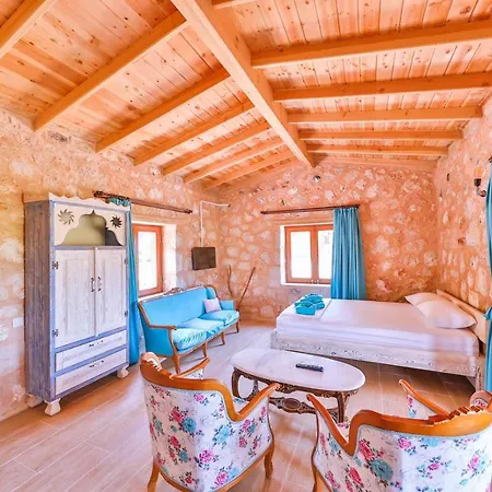Holiday home Bayindir Tas Ev & Bungalow's